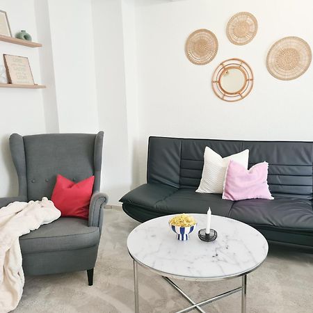 Ferienwohnung Rote Tuer - Landleben Pur! Kirchhain Екстериор снимка