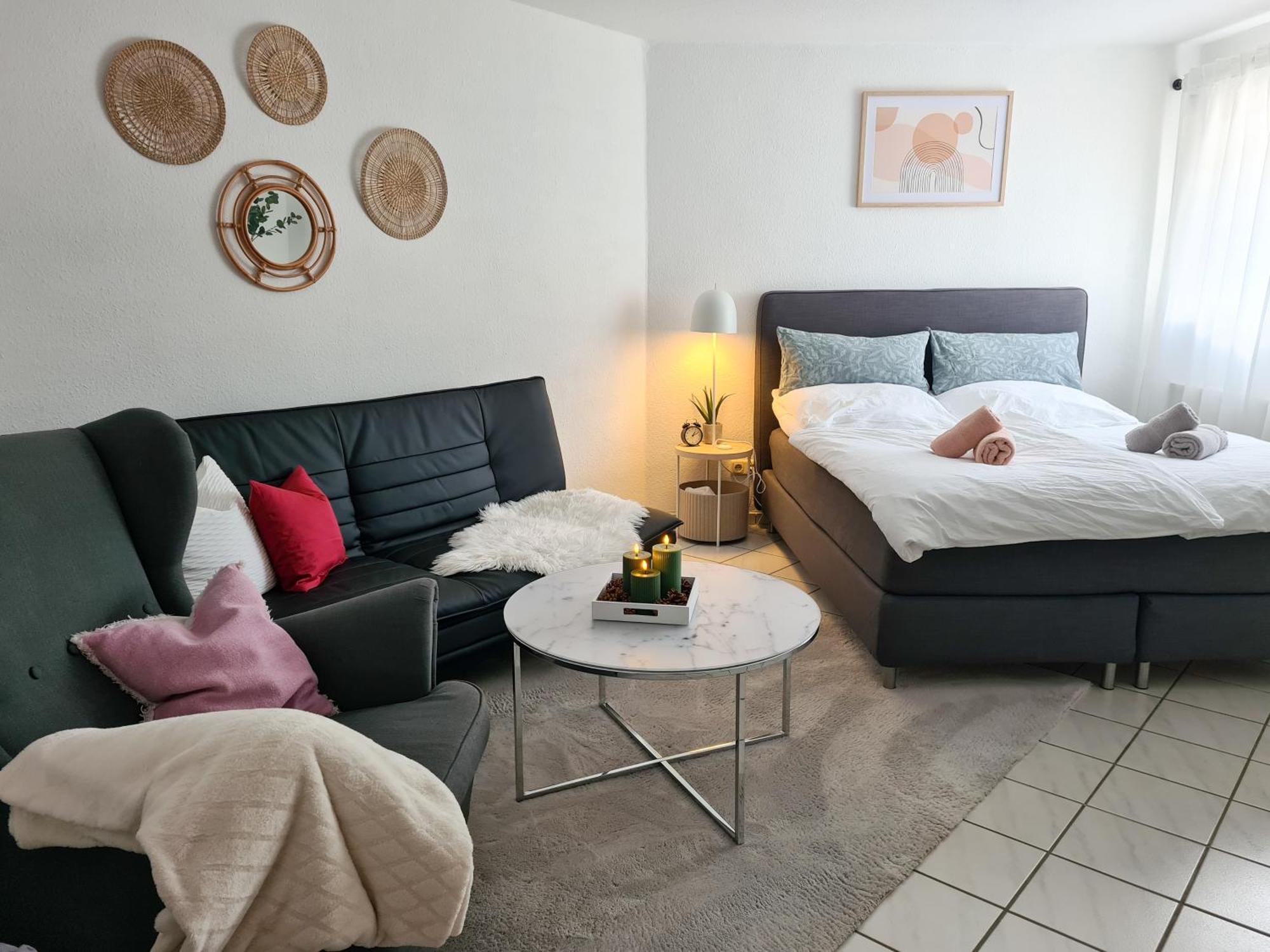 Ferienwohnung Rote Tuer - Landleben Pur! Kirchhain Екстериор снимка
